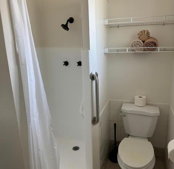 스탠다드 룸, Eastern Sierra Motor Lodge