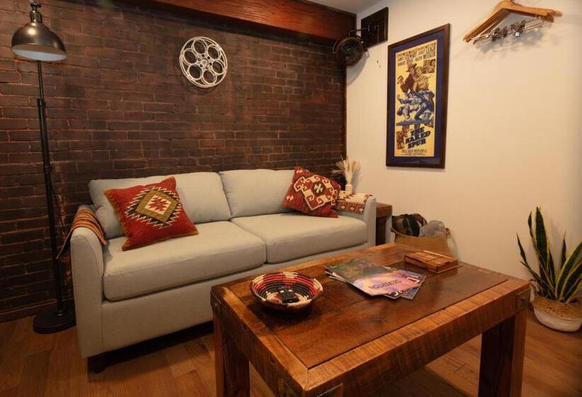 Номер Superior Кровать Кинг, The Frenchman Suites