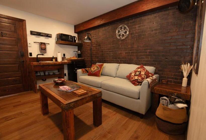 Номер Superior Кровать Кинг, The Frenchman Suites