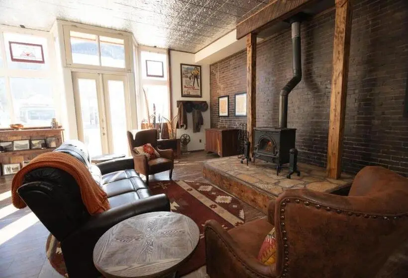 Sviitti Parveke, The Frenchman Suites