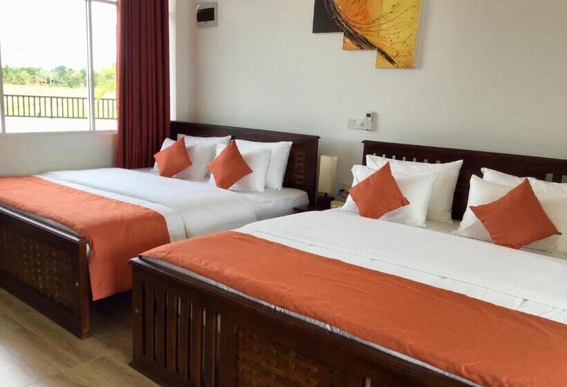 חדר משפחתי, Avonil Resort Yala