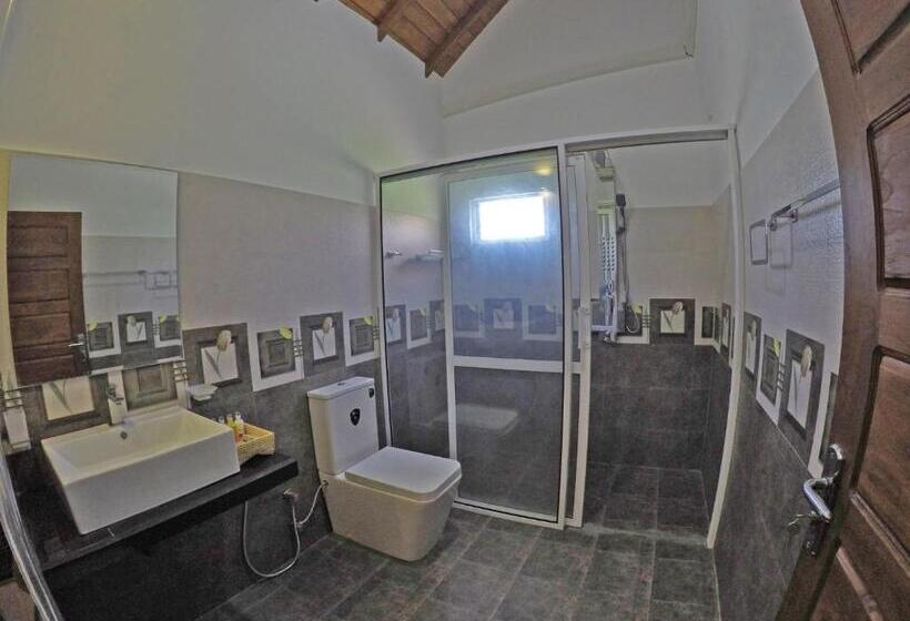 Номер Deluxe с Балконом, Avonil Resort Yala