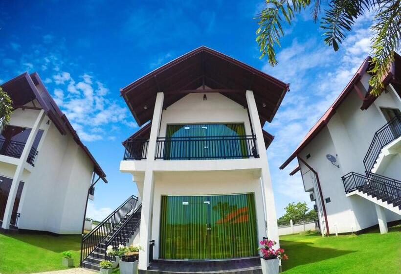 חדר דלוקס עם מרפסת, Avonil Resort Yala