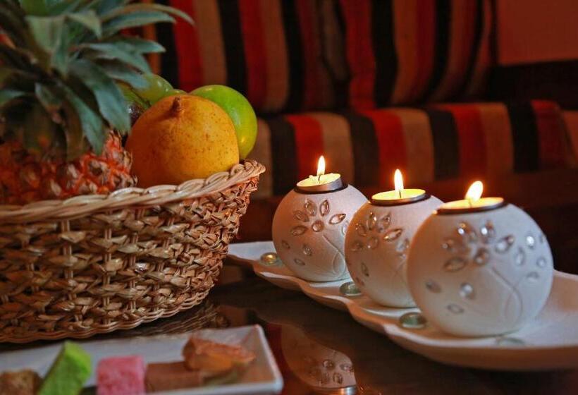 חדר דלוקס עם מרפסת, Avonil Resort Yala