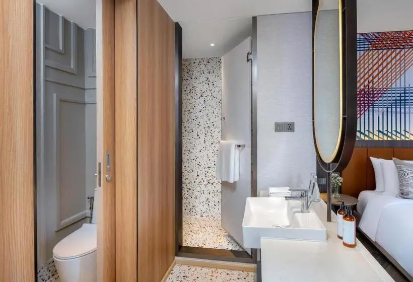 Prestige Room