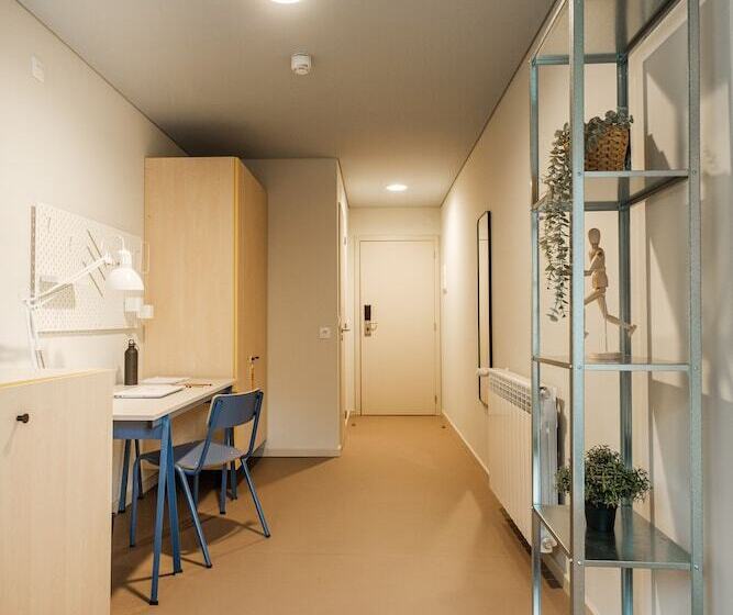 Номер Стандарт Индивидуальный, Micampus Covilhã