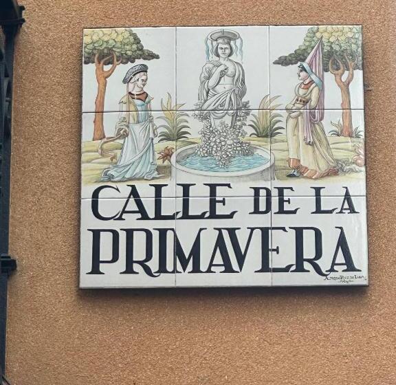 اتاق استاندارد چهار تخته, The Loft Hostel Lavapies