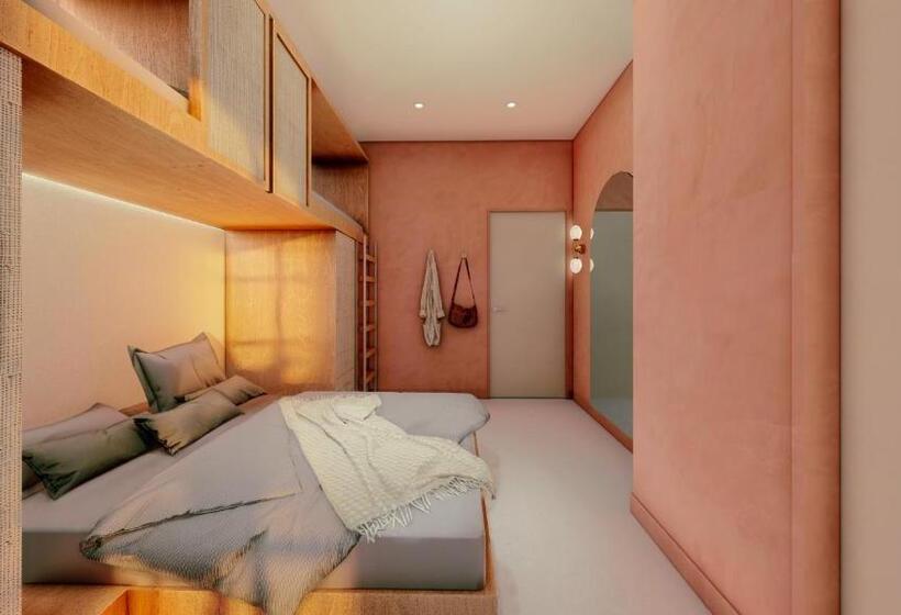 اتاق خانوادگی, The Loft Hostel Lavapies