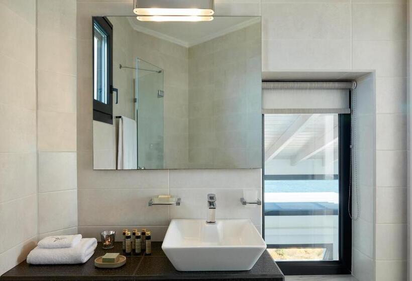 فيلا سوبيريور غرفة نوم واحدة, Eleia Seafront Suites & Villas