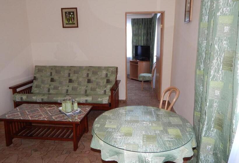 Suite, гостиница илек