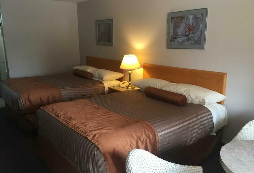 חדר סטנדרט שתי מיטות זוגיות, Avalon Inn