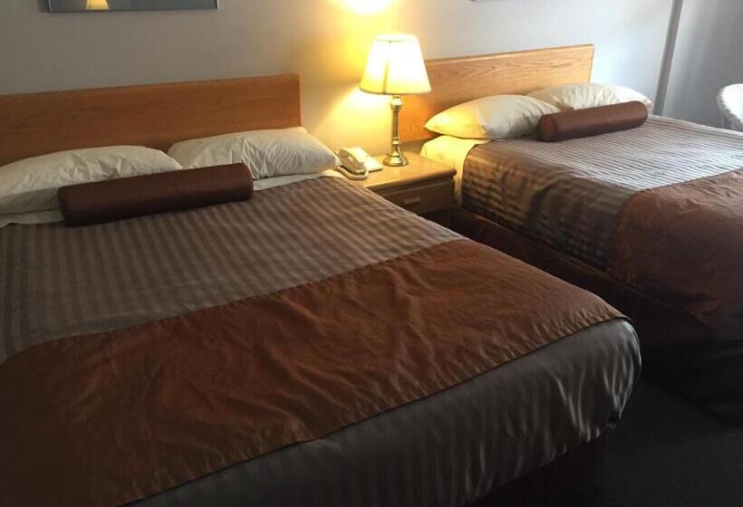 חדר סטנדרט, Avalon Inn