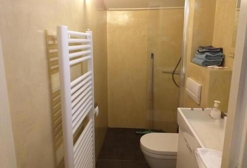 디럭스 룸, B&b Oosterpark