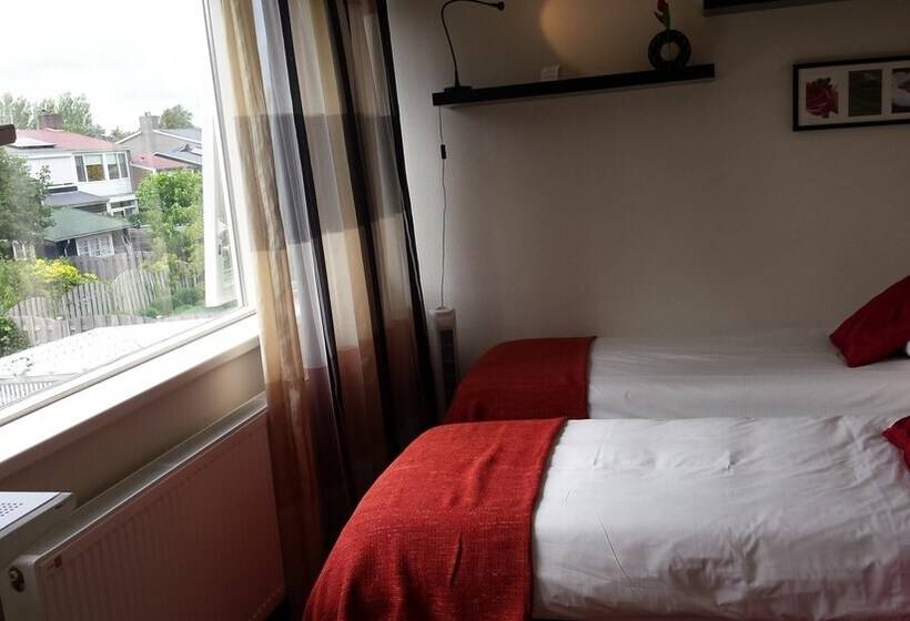 이코노미 룸, B&b Oosterpark