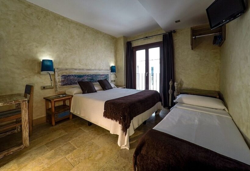 اتاق استاندارد سه نفره, Room Tarifa