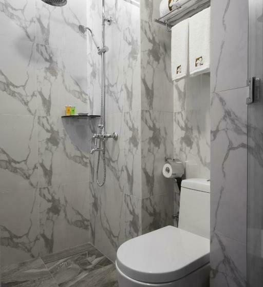 اتاق لوکس, Clover 7