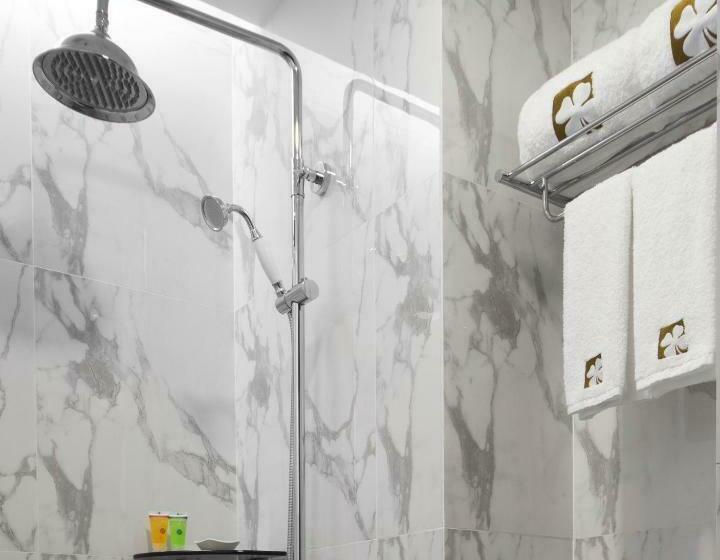 اتاق سوپریور, Clover 7