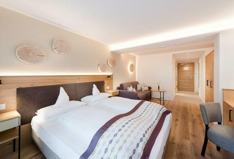 Номер Superior, Diamant