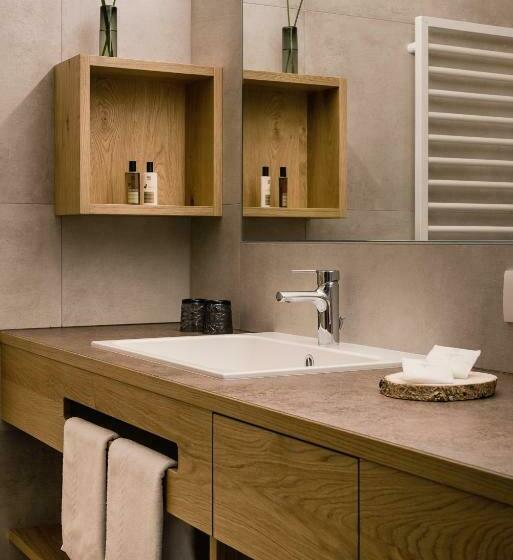 Номер Superior, Diamant