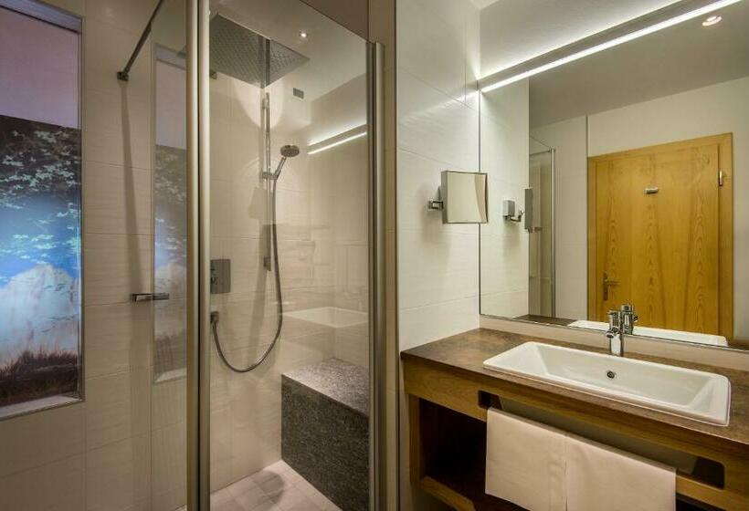 Стандартный Номер Кровать Кинг, Diamant