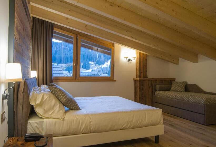 غرفة قياسية ثلاثية, Garni Caminetto