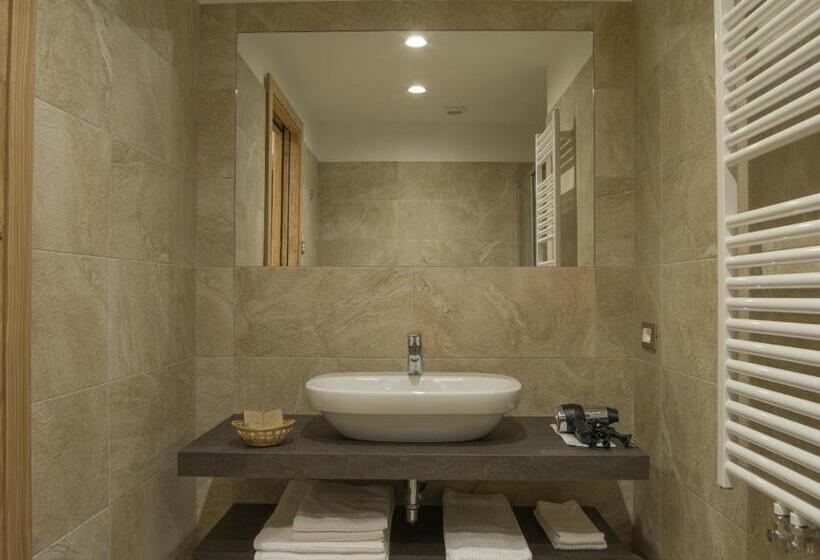 غرفة أساسية, Garni Caminetto