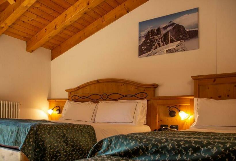 スタンダードトリプルルーム, Garnì La Soldanella