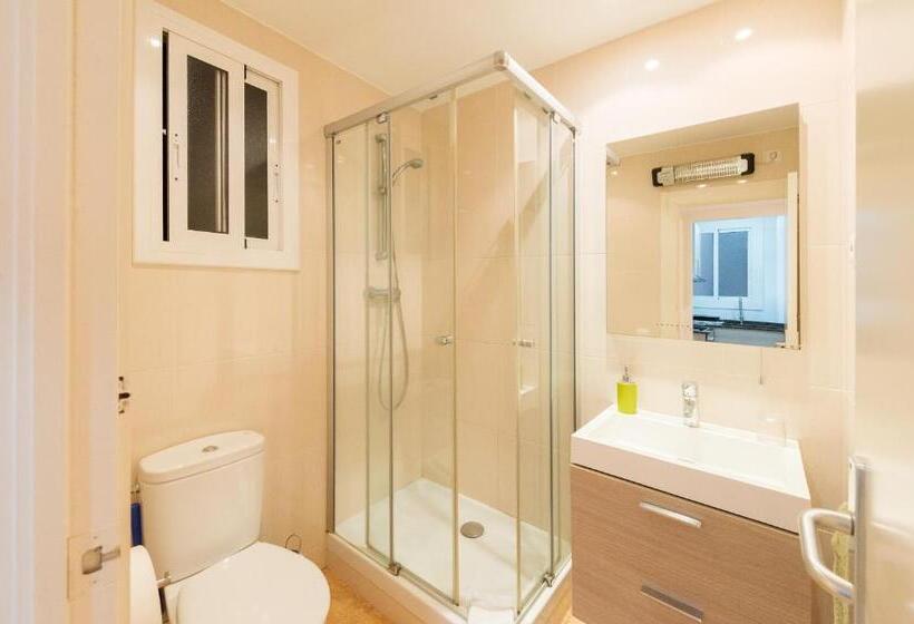 آپارتمان 3 خوابه, Hostal Bestprice Barcelona Stadium