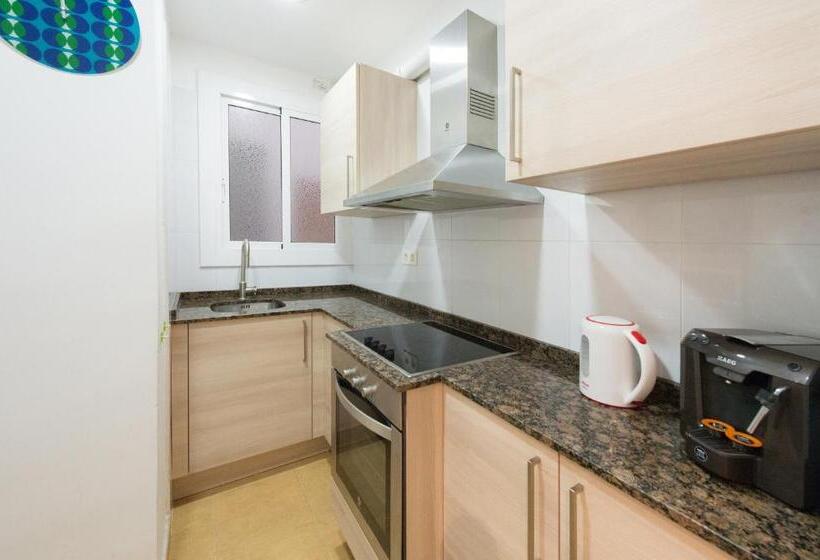 آپارتمان 3 خوابه, Hostal Bestprice Barcelona Stadium