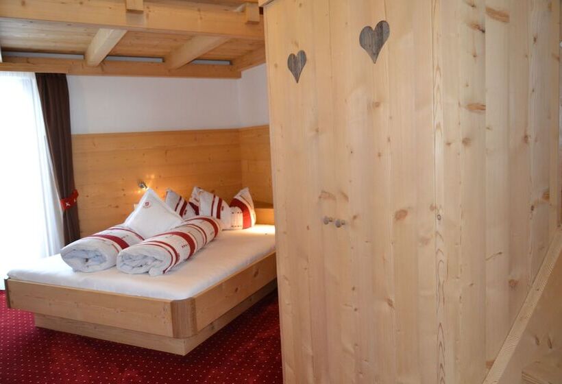 スイート（家族用）, Häuslerhof