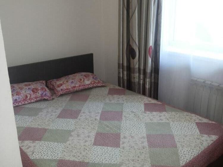 اتاق استاندارد, Kuze