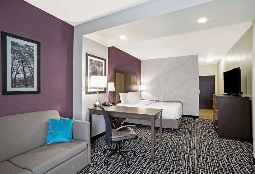 استوديو إدارى, La Quinta By Wyndham York