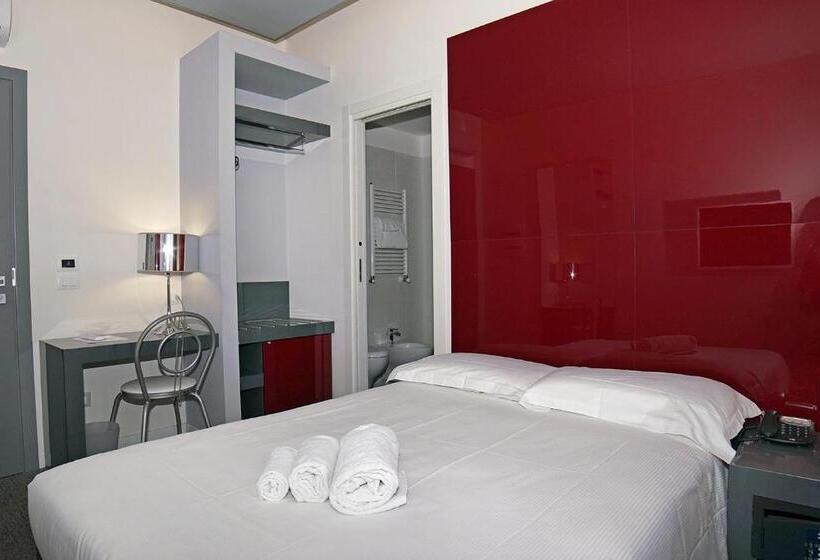 חדר סטנדרט, Leopardi