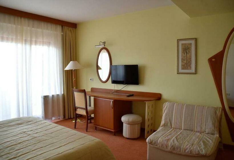 חדר סטנדרט, Millennium