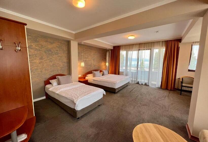 חדר סטנדרט, Millennium