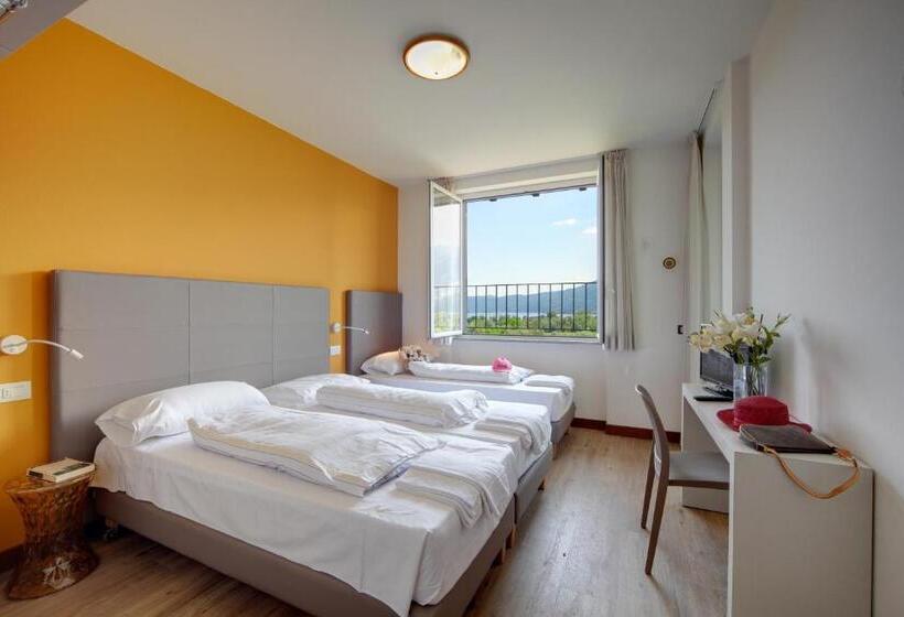 1 Bedroom Apartment Lake View, Residence Isolino
