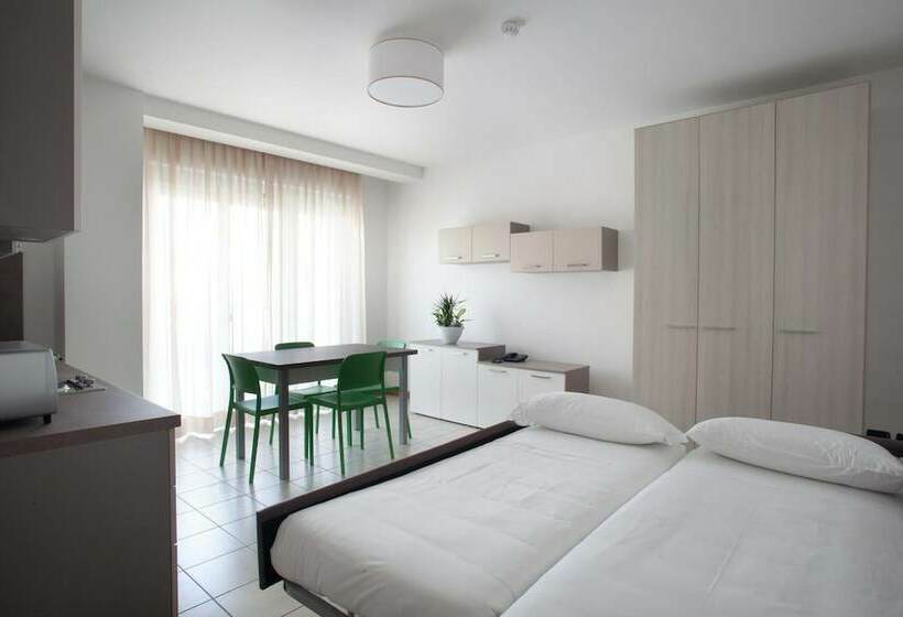 Студия Стандарт, Residence Le Querce Lainate