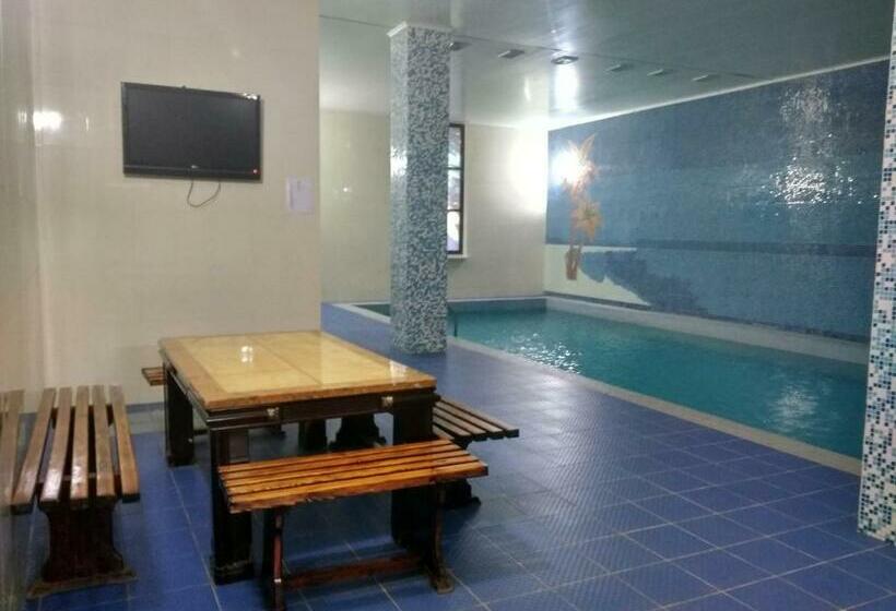 اتاق اکونومی, Silk Way