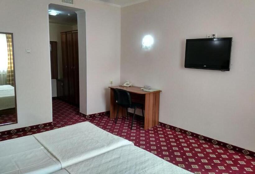 اتاق اکونومی یک تخته, Silk Way