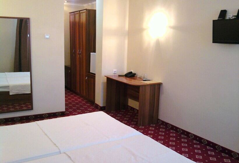 اتاق اکونومی, Silk Way