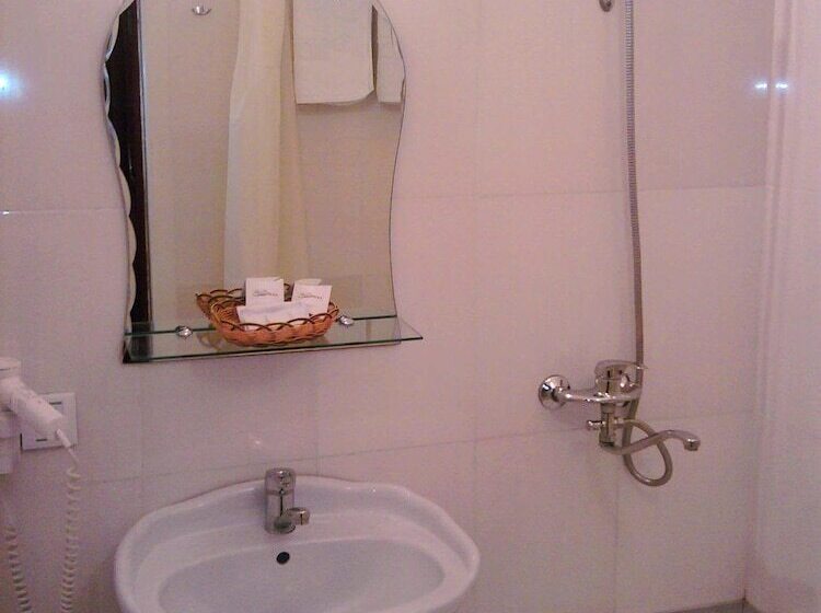 اتاق استاندارد, Silk Way