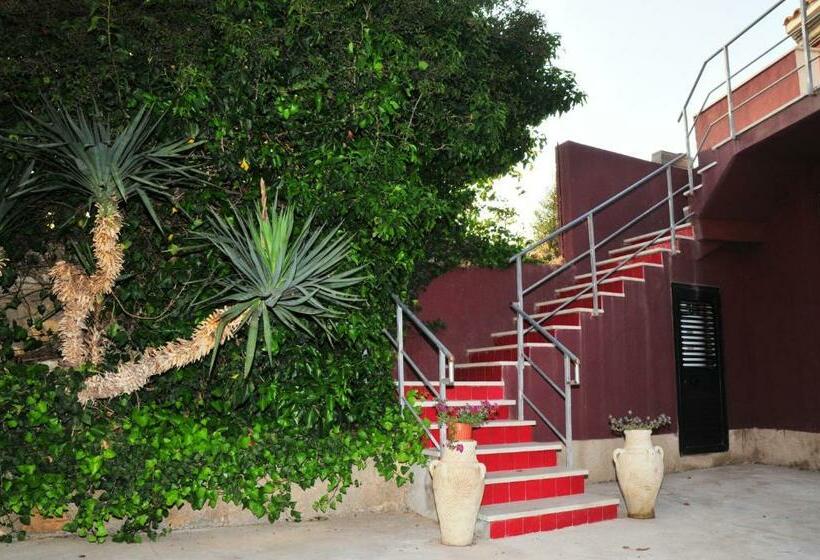 آپارتمان 2 خوابه با بالکن, Residence Solemare