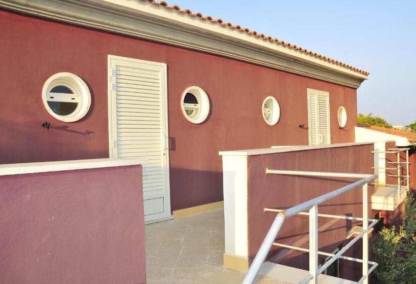 آپارتمان 1 خوابه با تراس, Residence Solemare