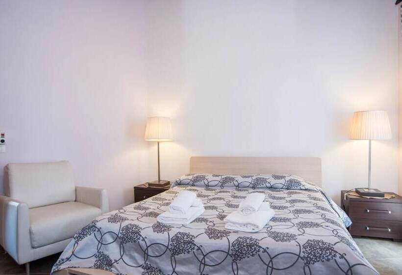 Апартаменты 1 Спальня с Террасой, Residence Solemare