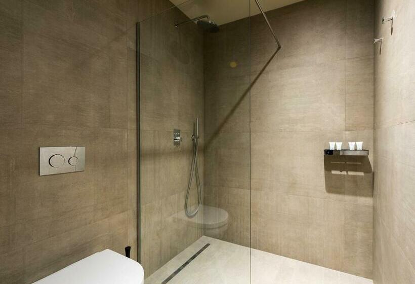 スタンダードルーム, Spa Elia