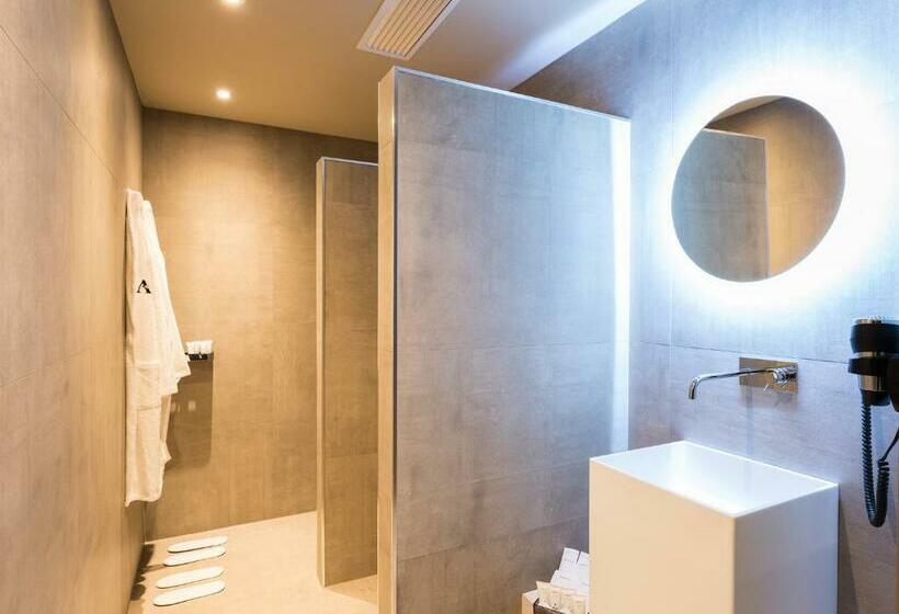 プールビュースタンダードルーム, Spa Elia