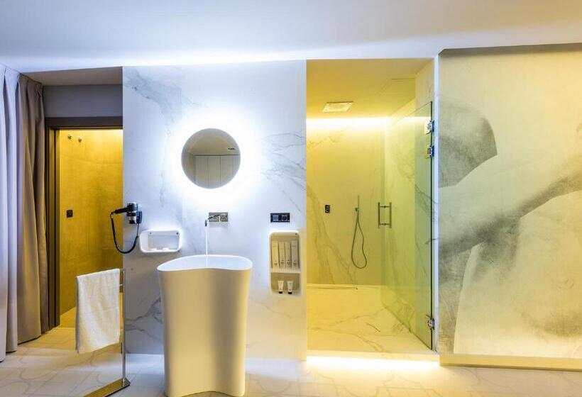 デラックススイート, Spa Elia