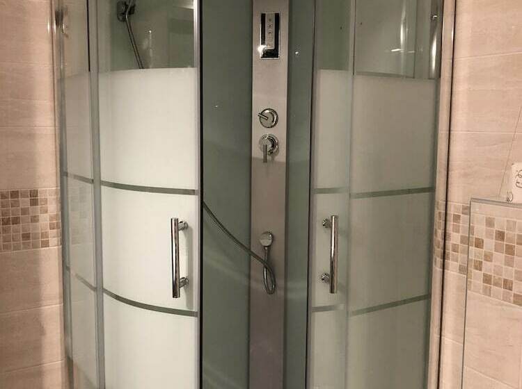 Номер Deluxe, Sporting