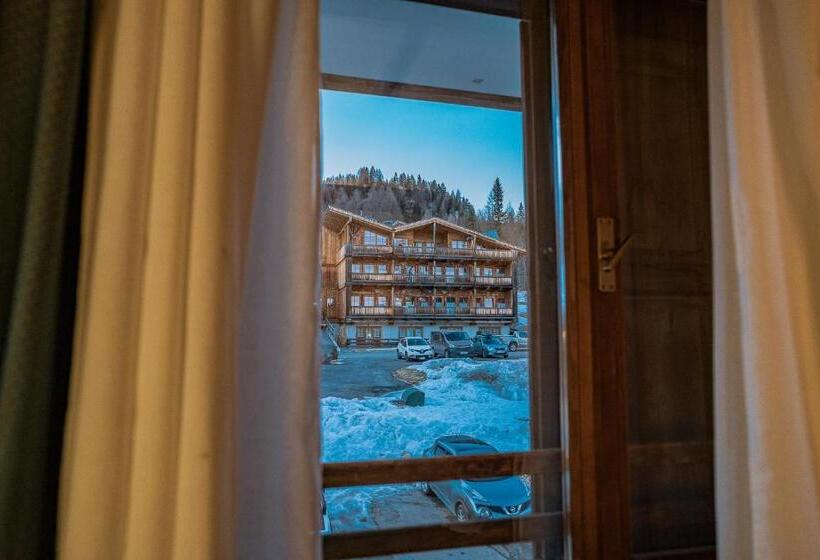 غرفة ديلوكس, Sporting