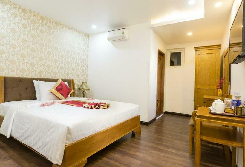 اتاق استاندارد, The Airport